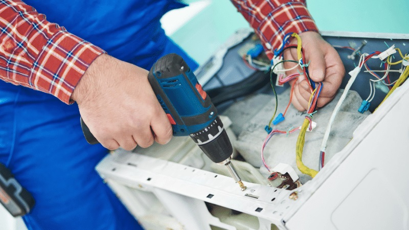 Salihli Maktek Maktek çamaşır makinesi kart tamiri – Su almama arızası orijinal parça ile giderildi. - Teknik servis örneği